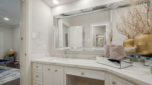 Houston 2-story, 5-bed 2314 Central Park Circle-idx