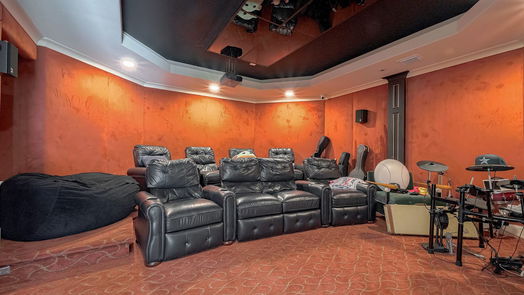 Houston 2-story, 5-bed 2314 Central Park Circle-idx