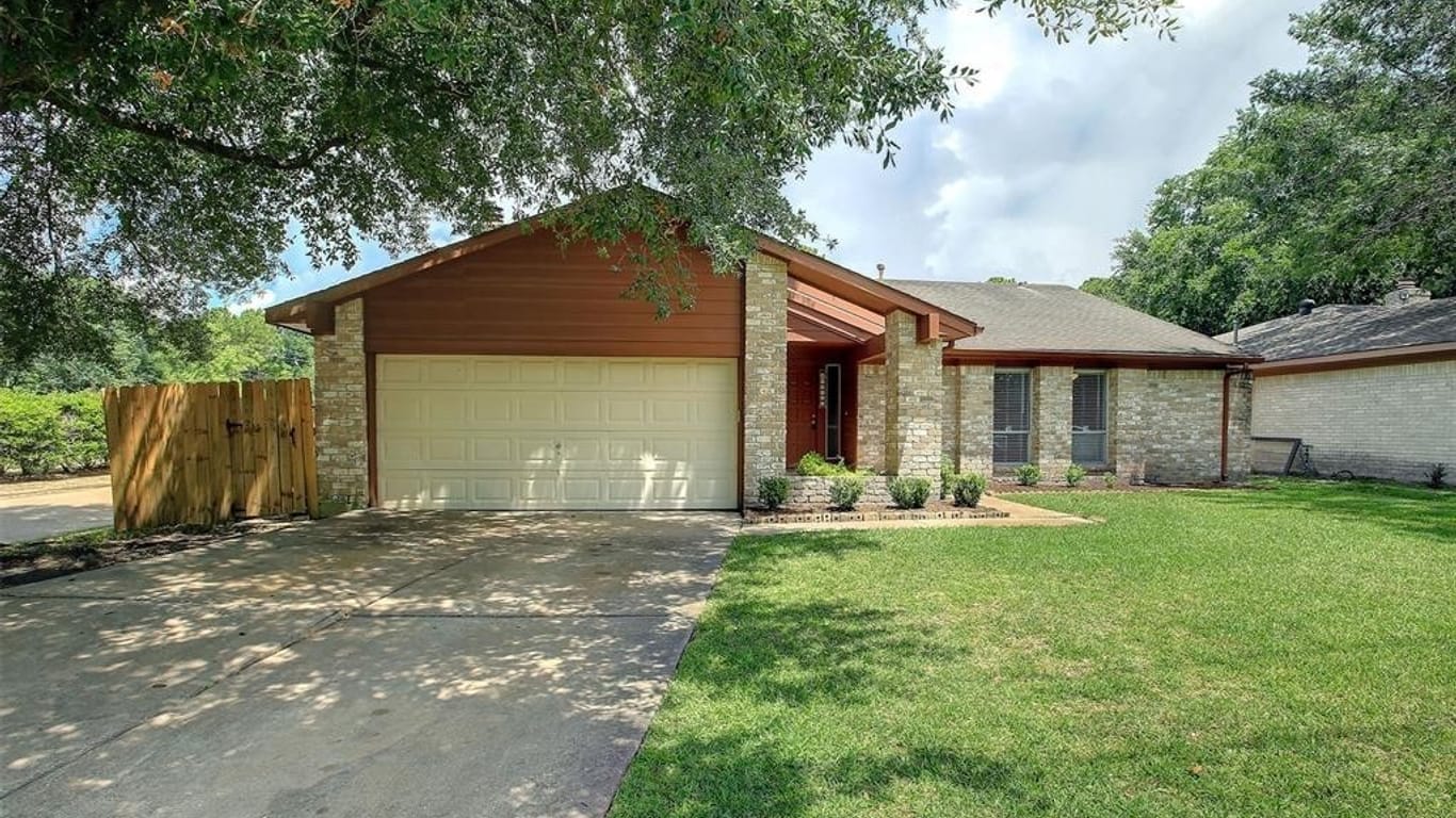 Houston 1-story, 4-bed 15703 Spring Forest Drive-idx