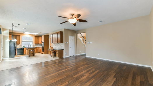 Houston 2-story, 3-bed 13722 Country Green Court-idx