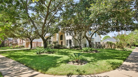 Houston 2-story, 4-bed 4135 N Pine Brook Way-idx