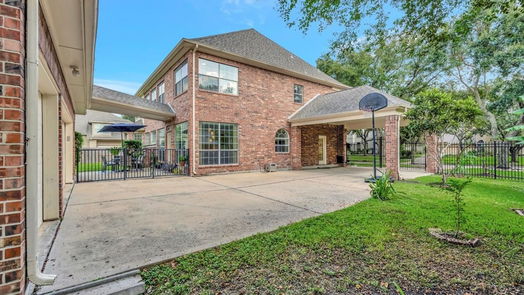 Houston 2-story, 5-bed 3307 Oak Links Avenue-idx