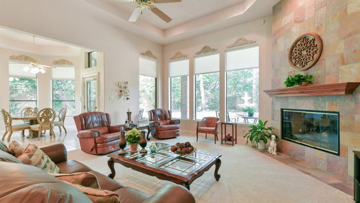 Houston 1-story, 3-bed 3522 Emerald Falls Court-idx