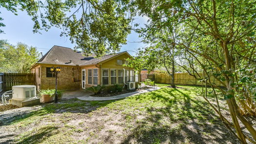 Houston 1-story, 3-bed 16439 Dunmoor Drive-idx