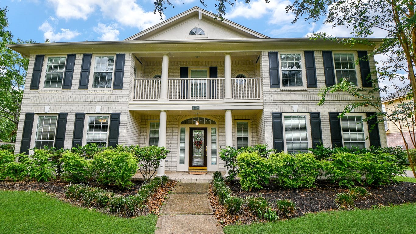 Houston 2-story, 5-bed 4350 Pine Blossom Trl-idx