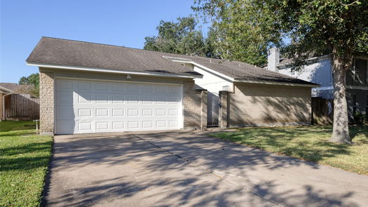 Houston 1-story, 3-bed 16019 Brookford Drive-idx