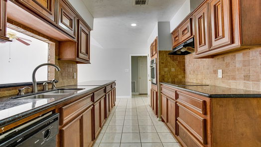 Houston 1-story, 3-bed 15110 Kaler Road-idx