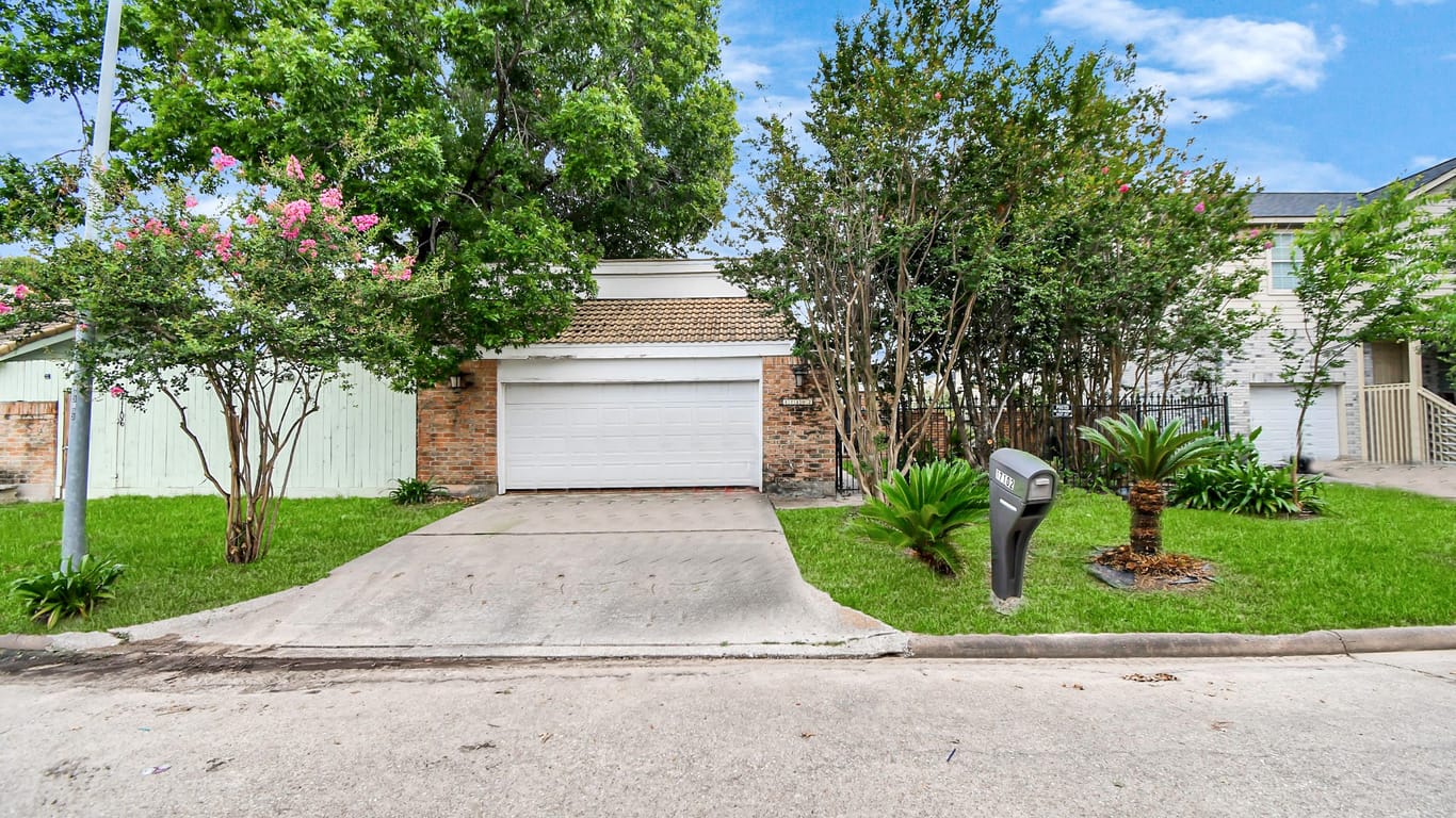 Houston 1-story, 3-bed 17102 Loch Raven Lane-idx