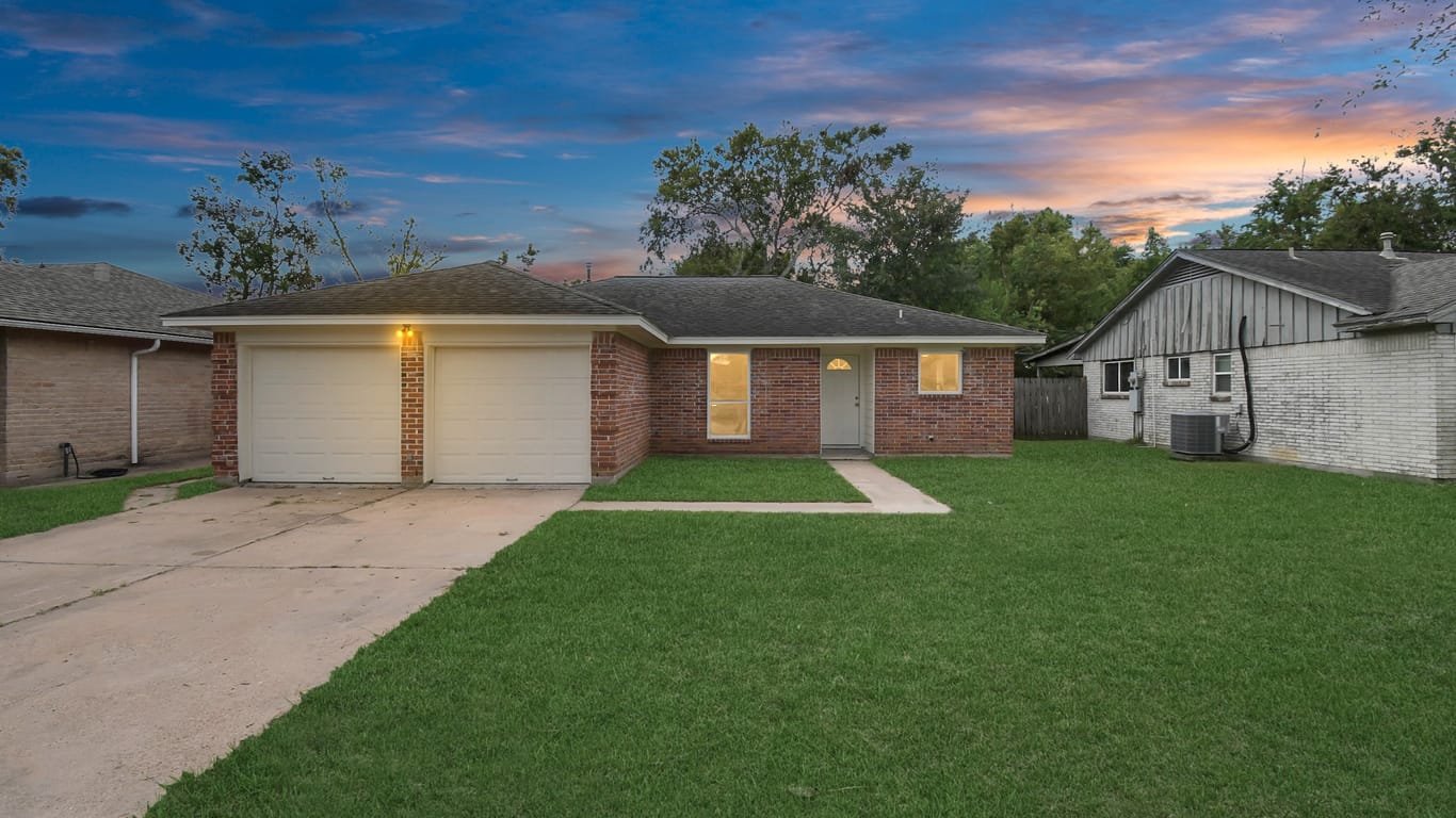 Houston 1-story, 3-bed 542 Branding Iron Lane-idx