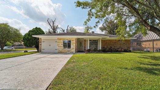 Houston 1-story, 4-bed 162 Buckboard Drive-idx