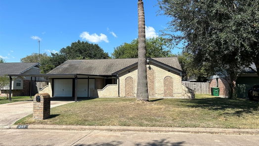 Houston 1-story, 4-bed 307 Saddle Horn Drive-idx