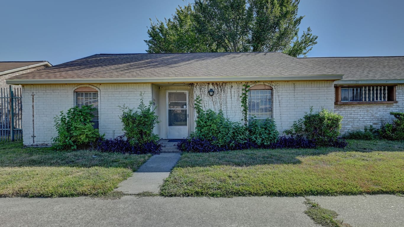 Houston 1-story, 3-bed 15229 Buckle Lane 5229-idx