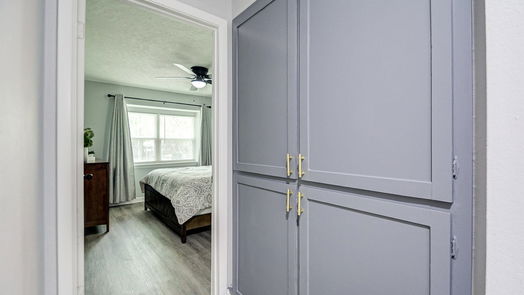 Houston 1-story, 4-bed 8706 Glen Valley Drive-idx