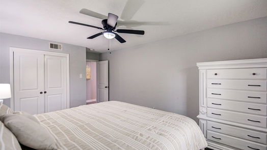 Houston 1-story, 4-bed 8706 Glen Valley Drive-idx