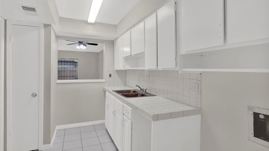 Houston 2-story, 2-bed 7910 Grove Ridge Drive 7-idx