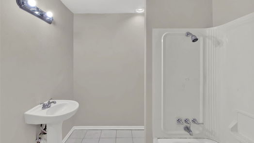 Houston 2-story, 2-bed 7910 Grove Ridge Drive 7-idx