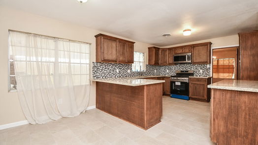 Houston 1-story, 3-bed 6610 Deckard Street-idx