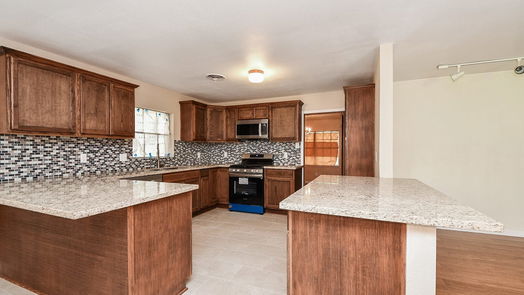 Houston 1-story, 3-bed 6610 Deckard Street-idx