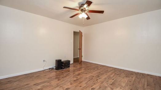 Houston 1-story, 3-bed 6610 Deckard Street-idx