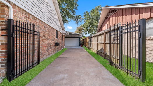 Houston 1-story, 3-bed 7914 Glenheath Street-idx