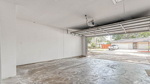Houston 1-story, 5-bed 7935 Rockhill Street-idx