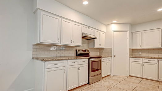 Houston 1-story, 5-bed 7935 Rockhill Street-idx