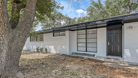 Houston 1-story, 5-bed 7935 Rockhill Street-idx