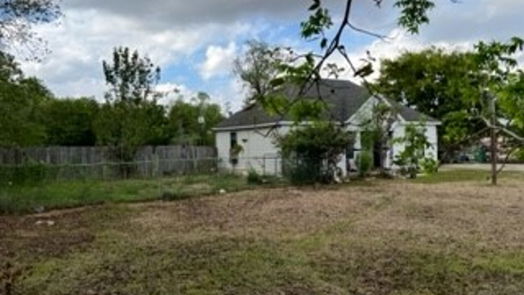 Houston 1-story, 2-bed 7447 Evans Street-idx