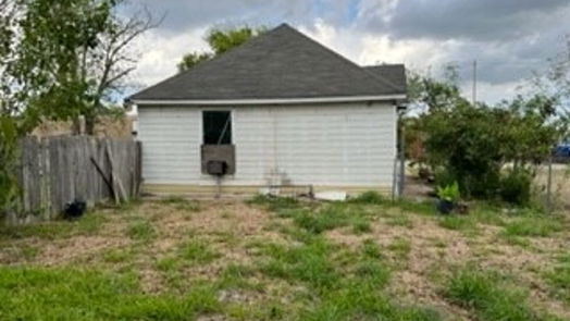 Houston 1-story, 2-bed 7447 Evans Street-idx