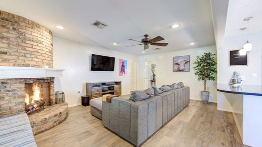 Houston 1-story, 3-bed 8119 Glenloch Drive-idx