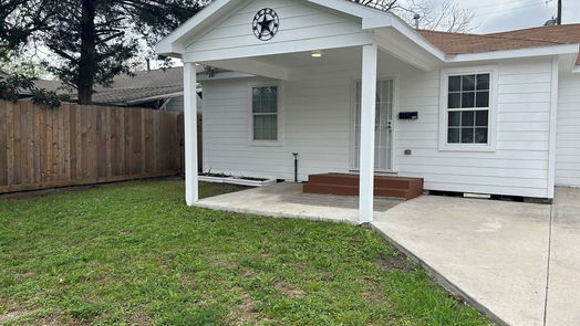 Houston 1-story, 3-bed 7410 Allsup Street-idx