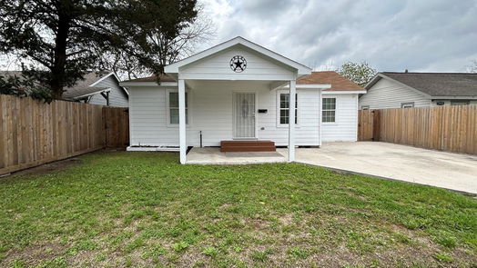 Houston 1-story, 3-bed 7410 Allsup Street-idx