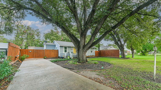 Houston 1-story, 3-bed 7164 Evans Street-idx