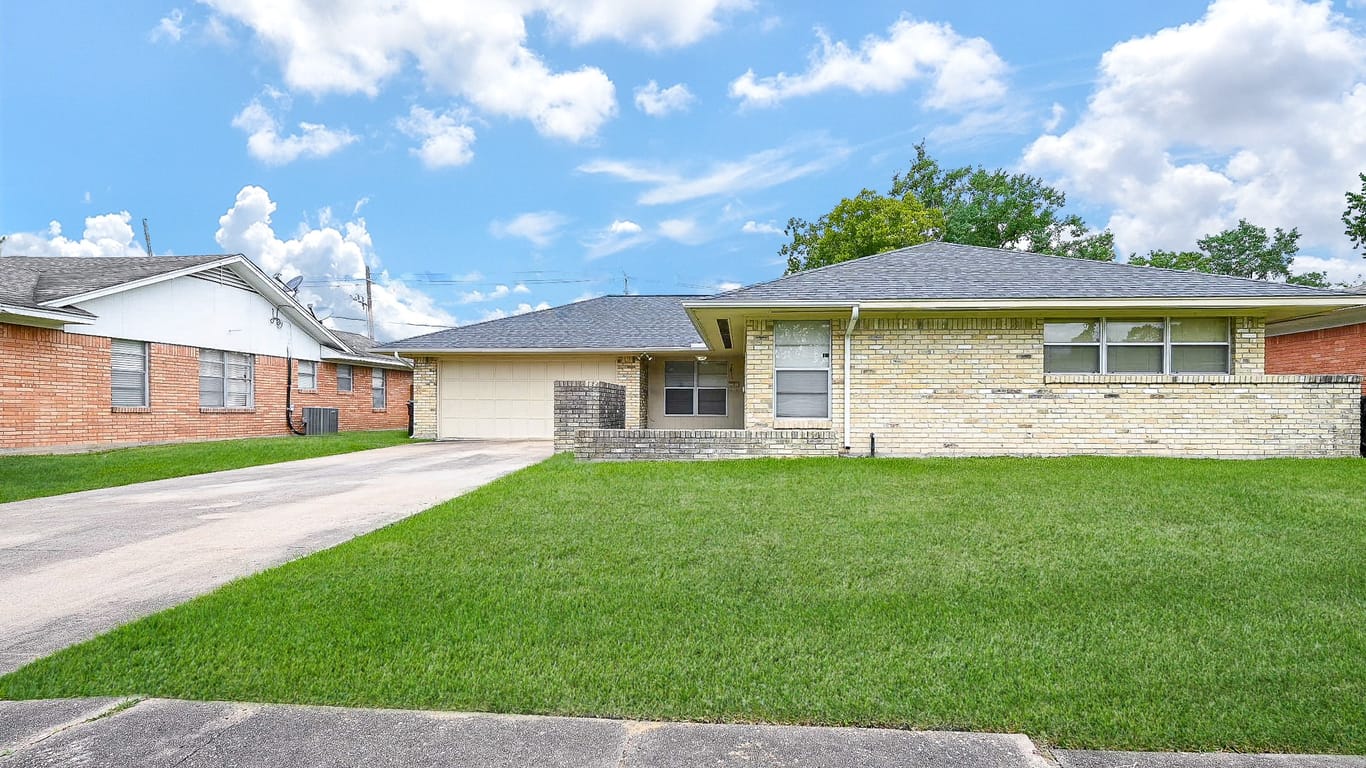 Houston 1-story, 4-bed 7865 Pecan Villas Drive-idx