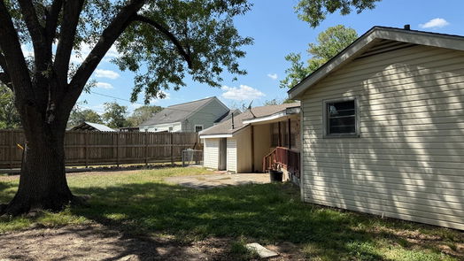 Houston 1-story, 3-bed 7160 Evans Street-idx