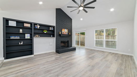 Houston 1-story, 3-bed 15227 Ridgewell Drive-idx