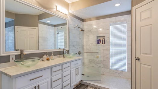 Houston 1-story, 3-bed 1107 Peachford Lane-idx