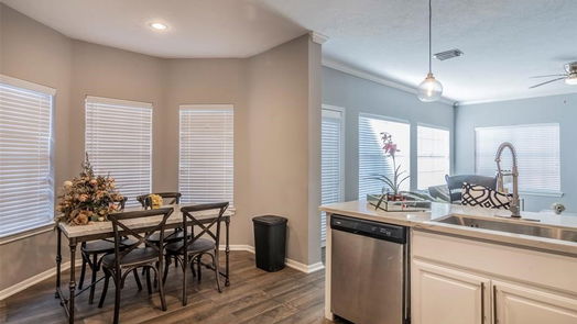 Houston 1-story, 3-bed 1107 Peachford Lane-idx