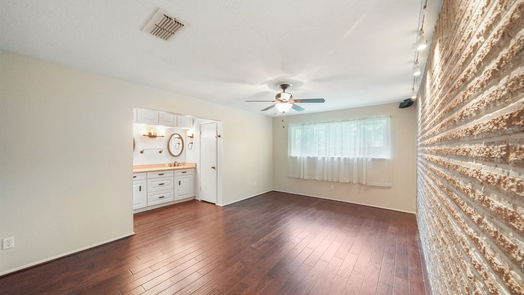 Houston 1-story, 3-bed 16614 Seawolf Drive-idx