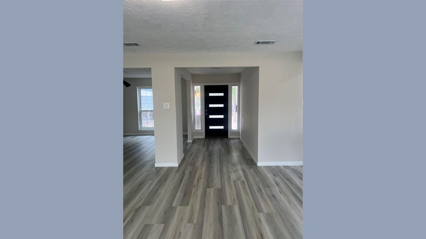 Houston 1-story, 3-bed 15535 Banff Street-idx