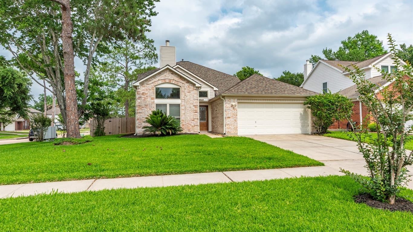 Houston 2-story, 3-bed 14515 Oak Chase Drive-idx