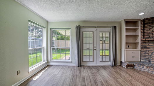 Houston 1-story, 3-bed 887 Silverpines Road-idx