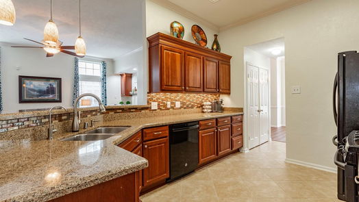 Houston 2-story, 5-bed 14615 Cardinal Creek Court-idx