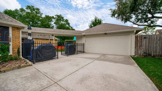 Houston 1-story, 4-bed 15218 Greenleaf Lane-idx