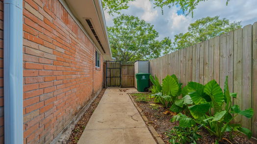 Houston 1-story, 2-bed 1446 Ramada Drive-idx