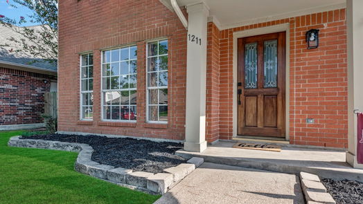 Houston 2-story, 4-bed 1211 Sandy Plains Lane-idx