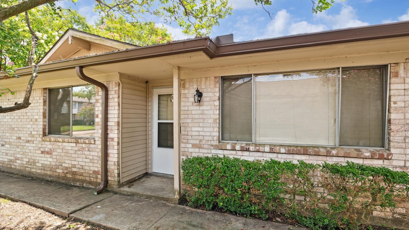 Houston 1-story, 2-bed 1517 Silverpines Road-idx