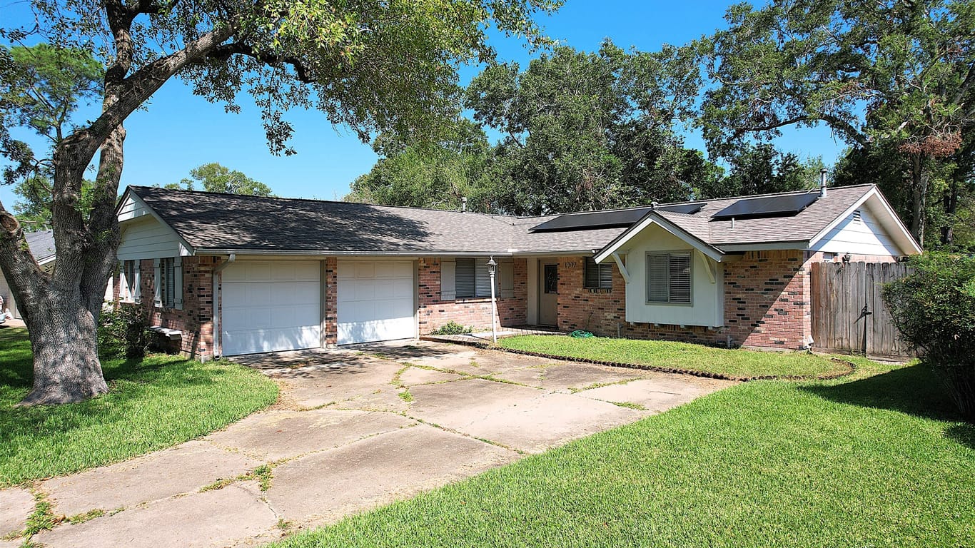 Houston 1-story, 4-bed 1907 Huntress Lane-idx