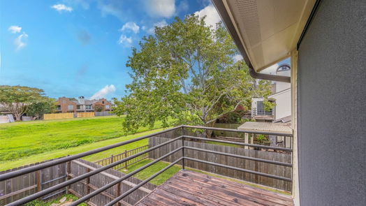 Houston 2-story, 2-bed 2305 Ramada Drive-idx