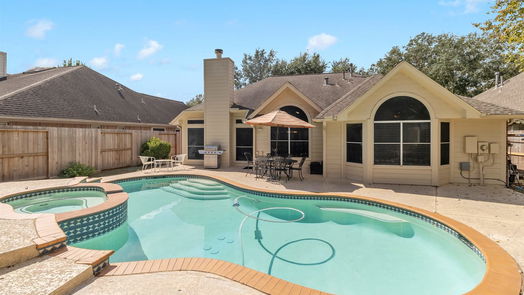 Houston 1-story, 3-bed 14111 Boulder Falls Court-idx